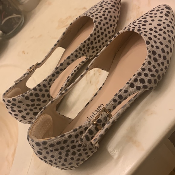 Unique Vintage Cheetah Print Flats size 8 - Picture 7 of 8